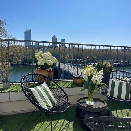 Coeur De Lyon Avec Terrasse Et Jacuzzi Apartment Ngoại thất bức ảnh
